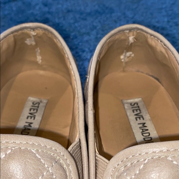 Steve Madden Grey/Taupe Quilted Sneaker - Picture 7 of 7